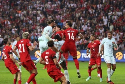 T&uuml;rkiye, İtalya karşısında ilk galibiyetini Bursa'da almak istiyor!