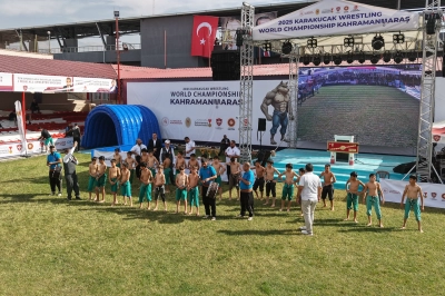 T&uuml;rkiye Kısa Şalvar G&uuml;reş Şampiyonası Batıpark&rsquo;ta Başladı