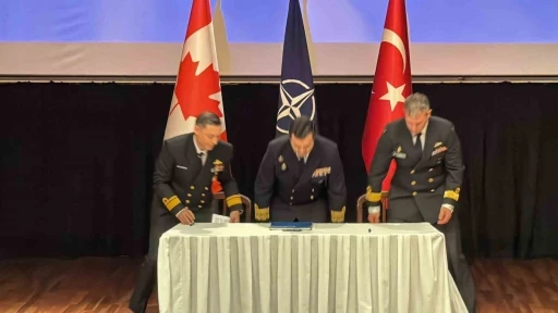 T&uuml;rkiye, NATO Daimi Deniz G&ouml;rev Grubu 2 Komutasını devraldı
