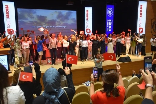 T&uuml;rkiye&rsquo;nin d&ouml;rt bir yanından aileler Momtalks&rsquo;ta buluştu