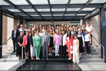 T&uuml;rkiye'nin ihracatı kadın girişimcilerle b&uuml;y&uuml;yecek