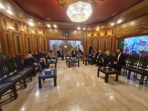 T&uuml;rkiye&rsquo;nin Şam B&uuml;y&uuml;kel&ccedil;iliği Ge&ccedil;ici Maslahatg&uuml;zarı K&ouml;roğlu ve Halep Başkonsolosu Cengiz, Halep Valisi Garib ile g&ouml;r&uuml;şt&uuml;
