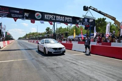 T&uuml;rkiye Otodrag Şampiyonası Kepez&rsquo;de nefes kesti