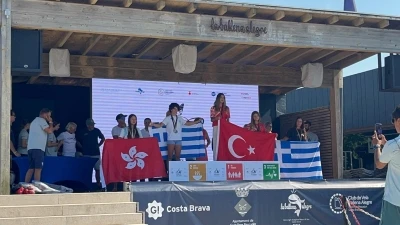 T&uuml;rkiye, r&uuml;zgar s&ouml;rf&uuml;nde D&uuml;nya Takım Şampiyonu oldu