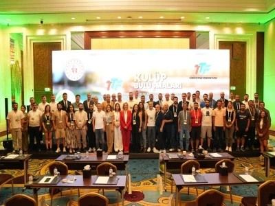 T&uuml;rkiye Tenis Federasyonu kul&uuml;p buluşmaları ger&ccedil;ekleşti