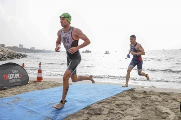 T&uuml;rkiye Triatlon Elitler T&uuml;rkiye Şampiyonası Sprint Mesafe Yarışı yapıldı