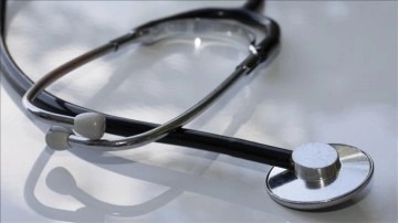 T&uuml;rkiye'nin kamudaki sağlık ordusuna binlerce hekim katıldı