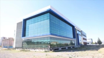 TURKOVAC'ın &uuml;retildiği aşı merkezinin yeni binasında geleceğin bilim insanları yetiştirilecek