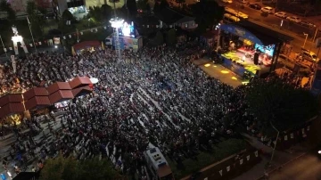 T&uuml;rk&uuml;ler, &rsquo;Neşet Ertaş&rsquo; i&ccedil;in s&ouml;ylendi
