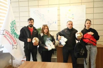 Turnuvalara katılacak g&ouml;rme engeli sporculara malzeme desteği
