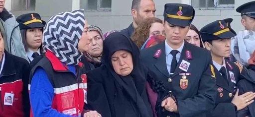 TUSAŞ saldırısında şehit olan taksi şof&ouml;r&uuml;n&uuml;n naaşı askeri t&ouml;renle hastaneden alındı