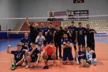 TVF Erkekler Voleybol 1. Ligi: Kocaeli B&uuml;y&uuml;kşehir Belediye Kağıtspor: 3 - Ziraat Bankkart: 0
