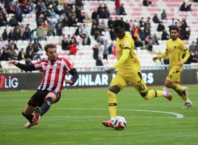 &Uuml;&ccedil; puan İstanbulspor'un 