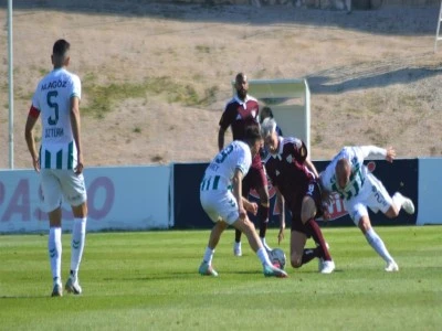 &Uuml;&ccedil; puan Karacabey Belediyespor'un