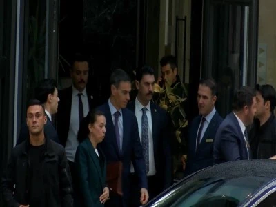 U&ccedil;ağı Ankara'ya zorunlu iniş yapan İspanya Başbakanı Sanchez, Ermenistan'a hareket etti