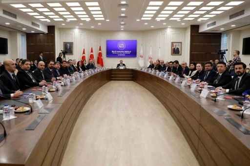 &Uuml;&ccedil;l&uuml; Danışma Kurulu, &ldquo;&Ccedil;alışma Hayatında Yargı S&uuml;re&ccedil;leri&rdquo; g&uuml;ndemiyle toplandı
