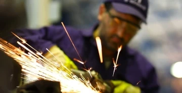 &Uuml;cretli &ccedil;alışan sayısı yıllık y&uuml;zde 2,8 arttı
