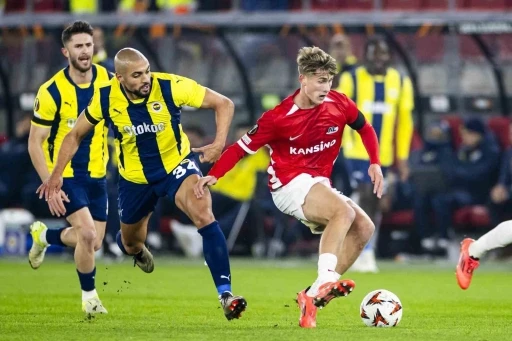UEFA Avrupa Ligi: AZ Alkmaar: 0 - Fenerbah&ccedil;e: 0 (İlk yarı)