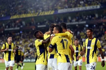 UEFA Avrupa Ligi: Fenerbah&ccedil;e: 1 - Union Saint-Gilloise 0 (İlk yarı)
