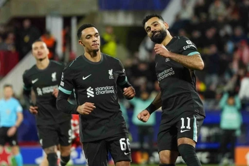 UEFA Şampiyonlar Ligi&rsquo;nde Liverpool, liderliğini s&uuml;rd&uuml;rd&uuml;