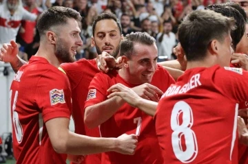 UEFA Uluslar Ligi: T&uuml;rkiye: 1 - İzlanda: 1 (İlk yarı)
