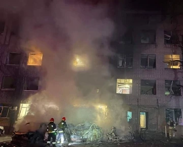 Ukrayna: &ldquo;Rusya, 28 dron ve 3 seyir f&uuml;zesi ile saldırı d&uuml;zenledi&rdquo;