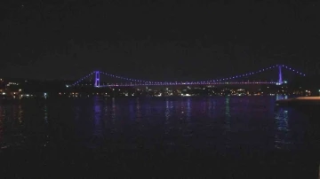 Ukrayna tahılını taşıyan &lsquo;Resilient Africa&rsquo; isimli gemi İstanbul Boğazı&rsquo;nda
