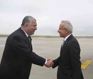 Ulaştırma Bakanı Uraloğlu, Almanya&rsquo;da
