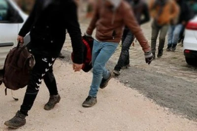 &Uuml;lke genelinde d&uuml;zensiz g&ouml;&ccedil;men operasyonu 