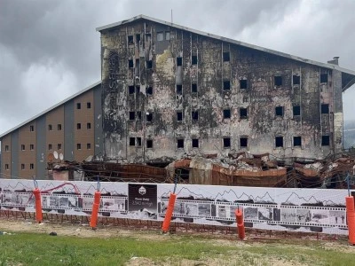 Uludağ'da 3 kişinin yangında &ouml;ld&uuml;ğ&uuml; otelde 450 g&uuml;n sonra keşif