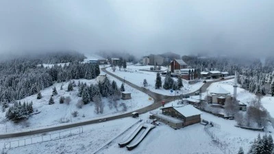 Uludağ'da kar kalınlığı 10 santimetreye yaklaştı