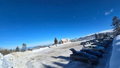 Uludağ'ın en ucuz otoparkındaki fiyatlar! 