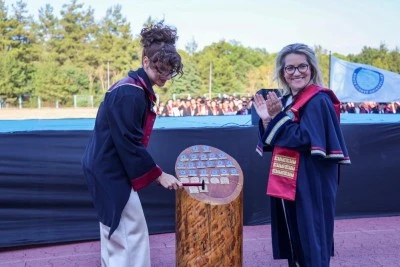 Uludağ &Uuml;niversitesi bu yıl mezun verdiği &ouml;ğrenci sayısını a&ccedil;ıkladı