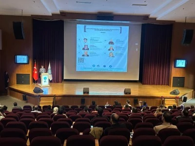 Uludağ &Uuml;niversitesi'nde  50. yılda 50 katılımcı ile akademik buluşma