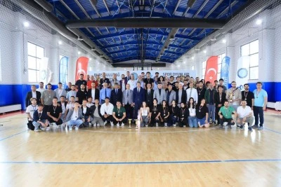 Uludağ &Uuml;niversitesi&rsquo;nde spor ş&ouml;leni sona erdi