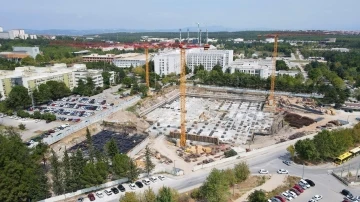 Uludağ &Uuml;niversitesi şantiyeye d&ouml;nd&uuml;...