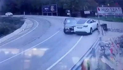 Uludağ yolu buz pistine d&ouml;nd&uuml;