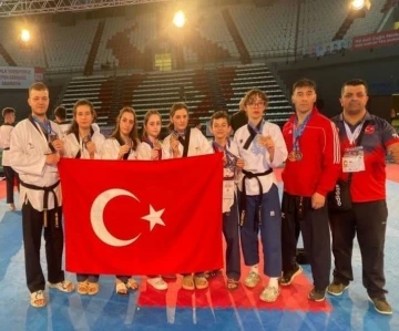 Uluşehir Bursa Camileri Spor Kul&uuml;b&uuml;, uluslararası turnuvaya damga vurdu