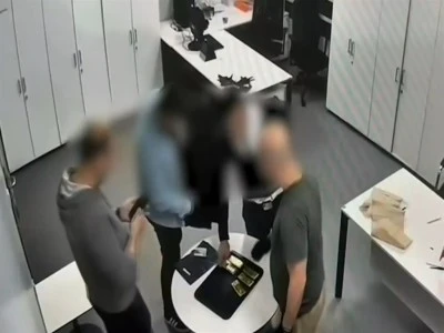 Uluslararası altın ka&ccedil;ak&ccedil;ısı İstanbul'da yakalandı