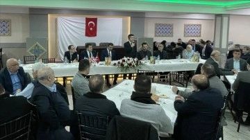 Uluslararası Demokratlar Birliği, İngiltere'de iftar programı d&uuml;zenledi