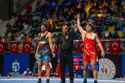 Uluslararası G&uuml;reş Turnuvası&rsquo;na T&uuml;rk sporcular damga vurdu
