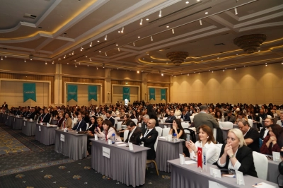 Uluslararası Kozmetik Kongresi Yoğun Katılımla Başladı