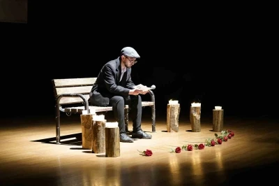 Uluslararası &ouml;ğrenciler T&uuml;rk k&uuml;lt&uuml;r&uuml;n&uuml; sahnede tanıdı
