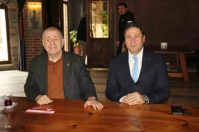&Uuml;mit &Ouml;zdağ&rsquo;ın Tanju &Ouml;zcan desteğinin ardından Bolu İl Başkanı istifa etti