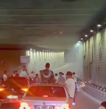 &Uuml;mraniye&rsquo;de asker eğlencesi i&ccedil;in t&uuml;neli kapattılar
