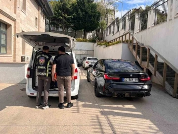 &Uuml;mraniye&rsquo;de d&uuml;ğ&uuml;n konvoyunda trafiği tehlikeye atan 3 s&uuml;r&uuml;c&uuml;ye 26 bin 104 TL ceza