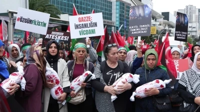 &Uuml;mraniye&rsquo;de 'Gazze&rsquo;ye Destek' y&uuml;r&uuml;y&uuml;ş&uuml;