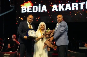 UNESCO d&uuml;nya mirası listesindeki Letoon antik kentinde &rsquo;Domates Festivali&rsquo;