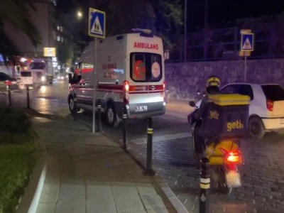 &Uuml;niversite kamp&uuml;s&uuml;ndeki kafede kız arkadaşını &ouml;ld&uuml;r&uuml;p, intihar etti