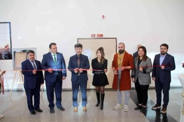 &Uuml;niversitede &ldquo;Mevlana Sergisi&rdquo; a&ccedil;ıldı
